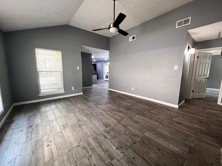 20011 River Brook Dr — Photo 23