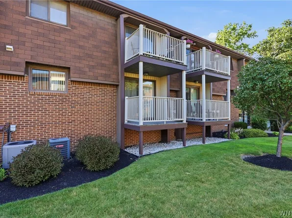3920 Ridge Lea Rd APT C, Buffalo, NY 14228