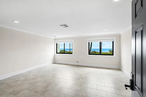 250 S Ocean Blvd Photo 1