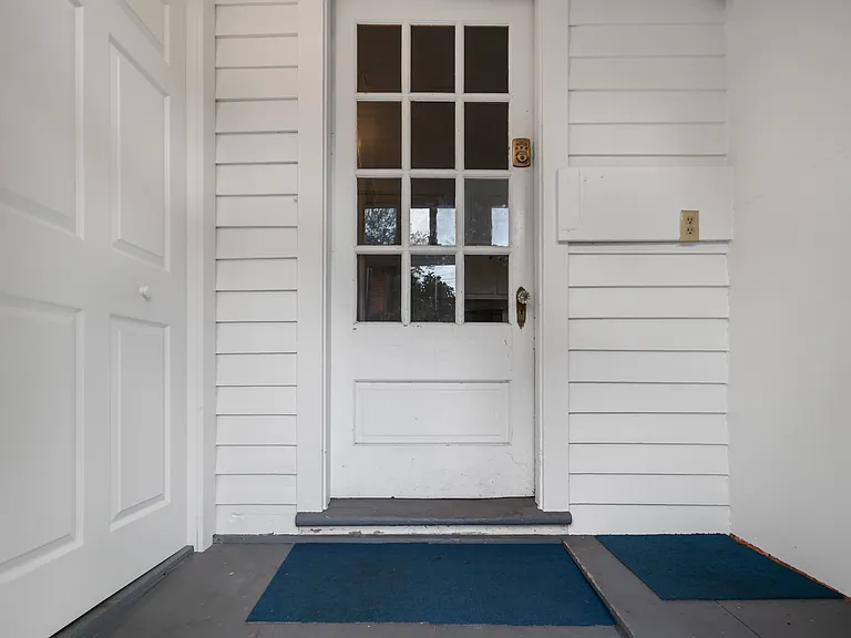 Private entrance into the unit.