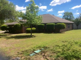551 Tanglewood Dr, Burleson, TX 76028