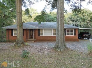 858 N Forest Ave, Hartwell, GA 30643