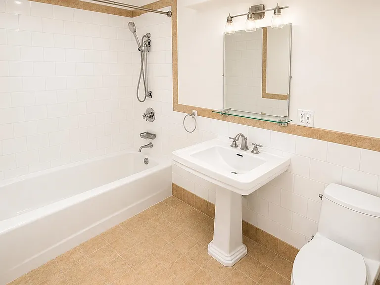 300 Communipaw Ave #302 — Photo 18
