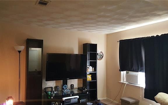 4th image of 6704 Alma St