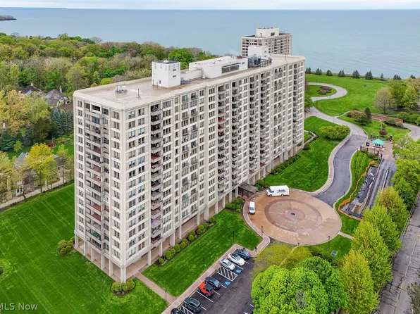 1 Bratenahl Pl APT 805, Cleveland, OH 44108
