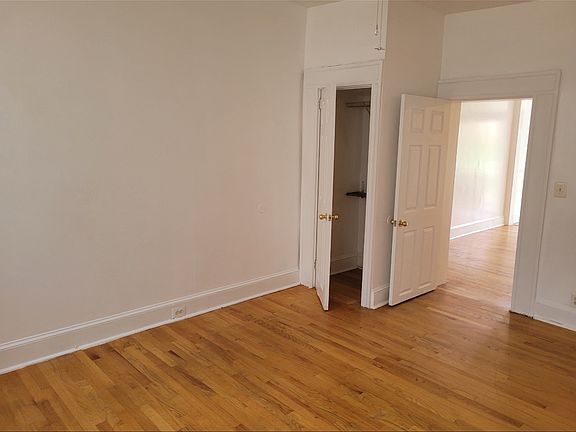 4th image of 103 E 33rd St APT 1