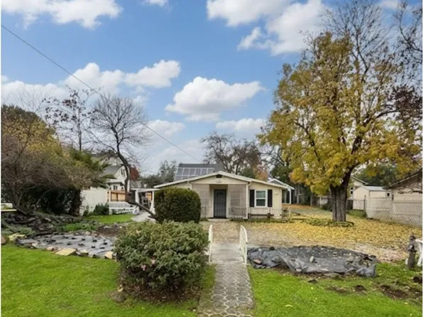 SHAS2352, 2352 Shasta St, Redding, CA 96001