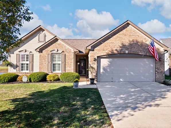 2660 Foxbriar Pl, Indianapolis, IN 46203