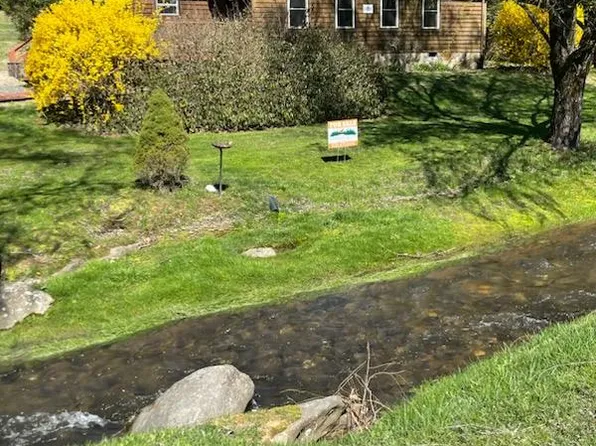 6895 Yellow Creek Rd, Robbinsville, NC 28771