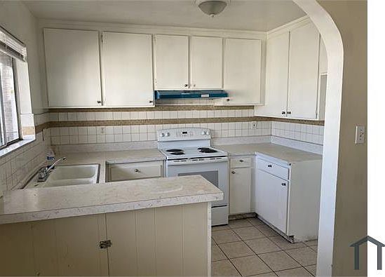 1st image of 5530 Ackerfield Ave Unit 107