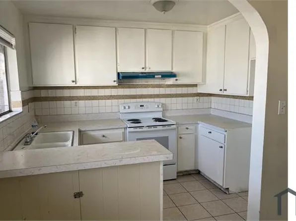 5530 Ackerfield Ave Unit 107, Long Beach, CA 90805