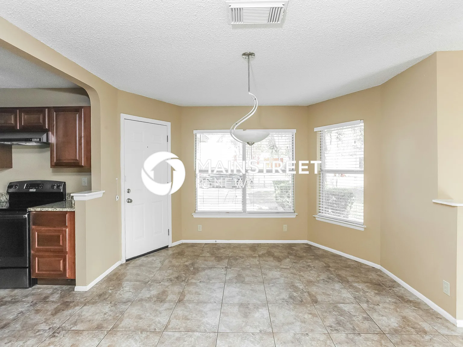 823 Meadow Stone — Photo 4
