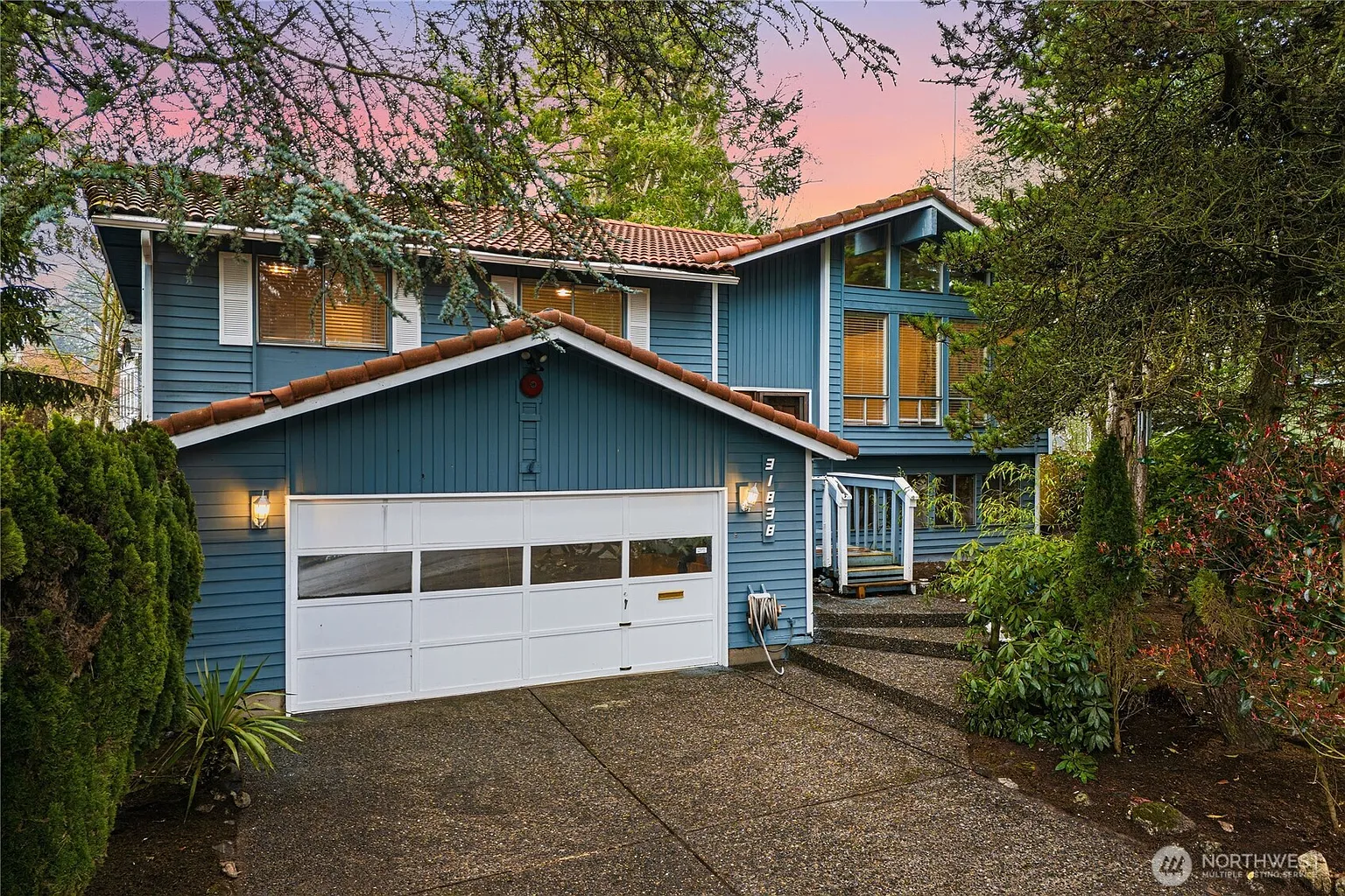 31838 25th Avenue SW photo 1