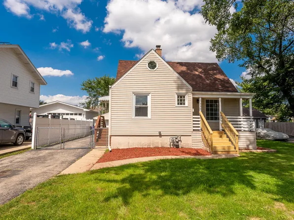 330 Major Dr, Northlake, IL 60164