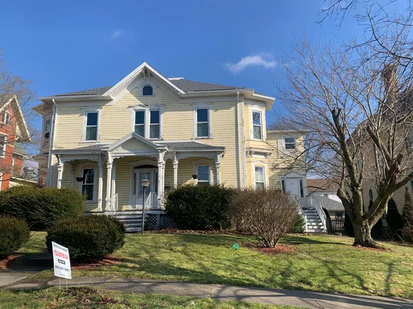 133 S Pitt St, Mercer, PA 16137