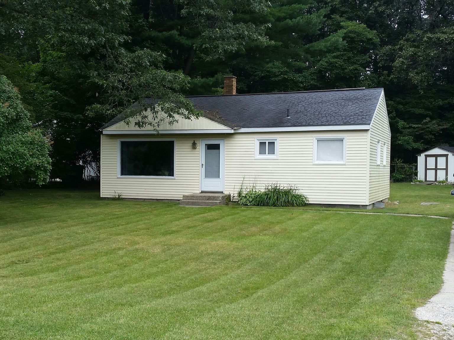 9275 Besser Ct, Montague, MI 49437 Zillow