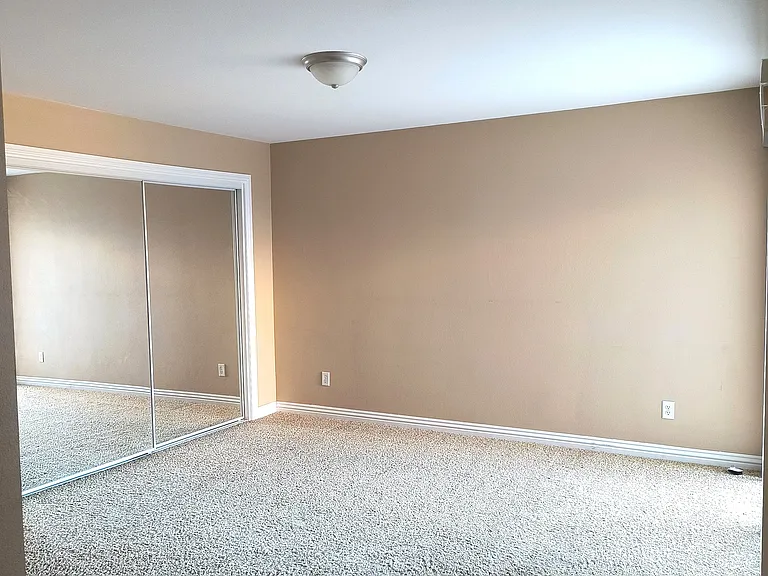 6553 Grant St — Photo 16