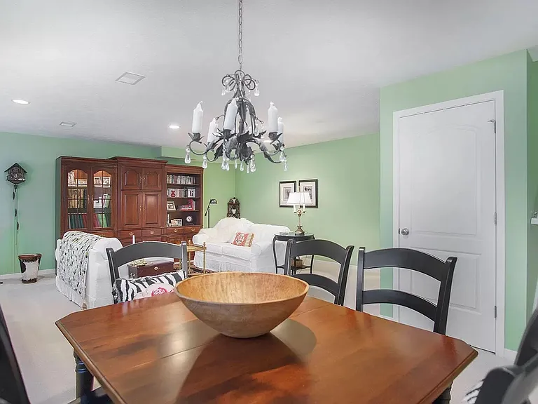 611 Brookstone St — Photo 23