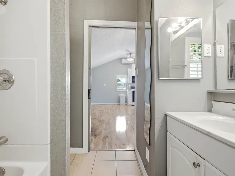 163 W Klosterman Rd — Photo 18