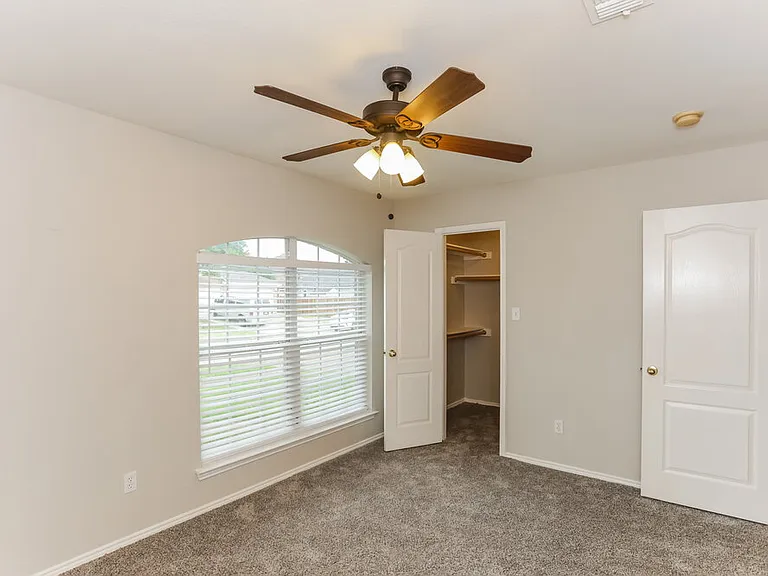7501 Fossil Garden Dr — Photo 12