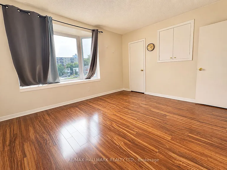 740 Kennedy Rd #31 — Photo 11