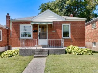 2104 Lexa Dr, Saint Louis, MO 63136