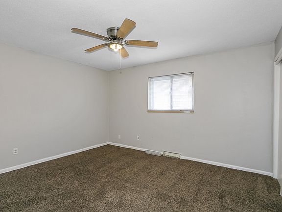 5th image of 6327 Ash Ave #1