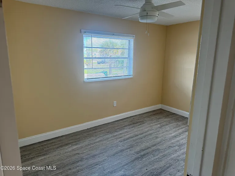 240 Stone St #7 — Photo 8
