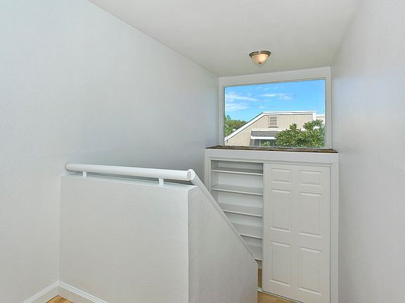 Stairway with end unit window