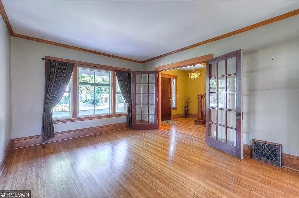 6 bed, $3,200 — Photo 3