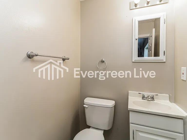 7732 Ravenswood Dr — Photo 11