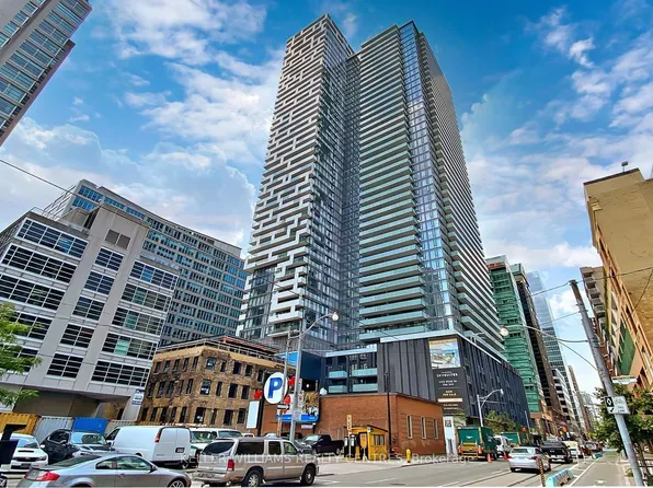 25 Richmond St E, Toronto, ON