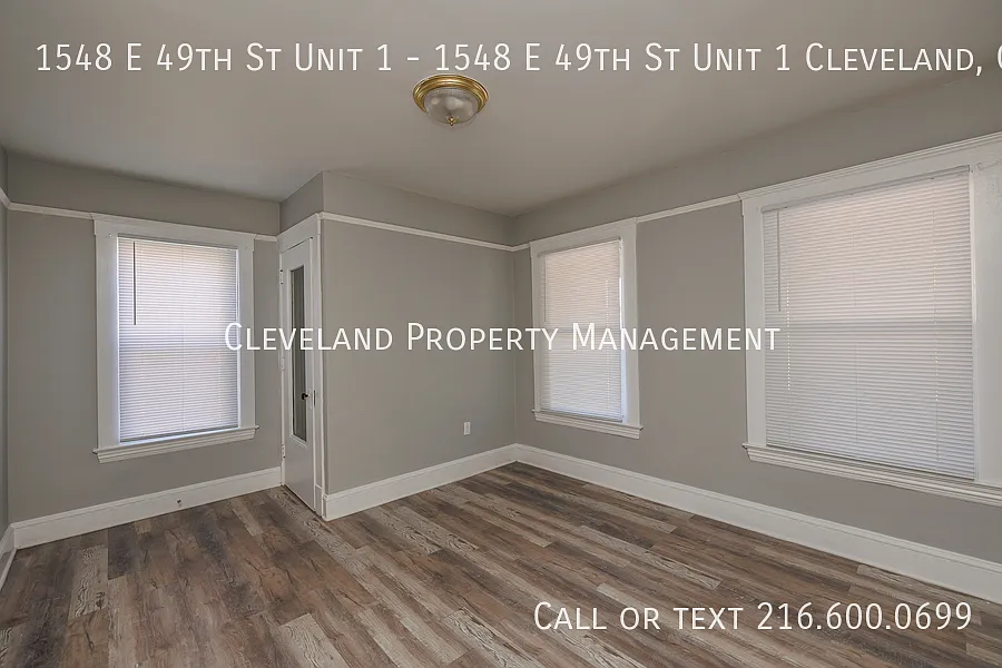 East Side Cleveland Duplex *$300 off first month's rent special!* — Photo 3