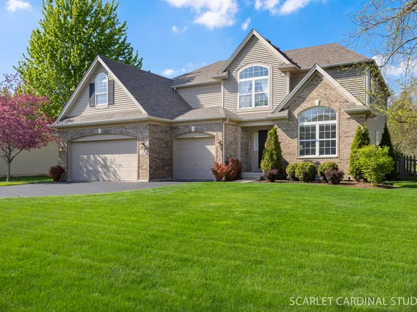 2801 Bauer Rd, North Aurora, IL 60542