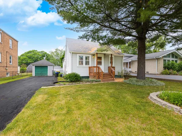 370 Catalpa Ave, Wood Dale, IL 60191