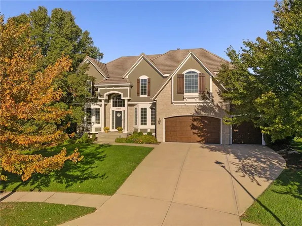 14234 W 158th St, Olathe, KS 66062