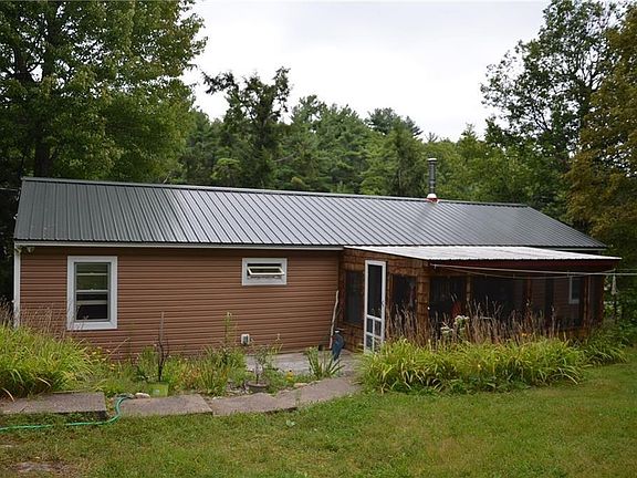 4th image of 19007 Deringer Dr