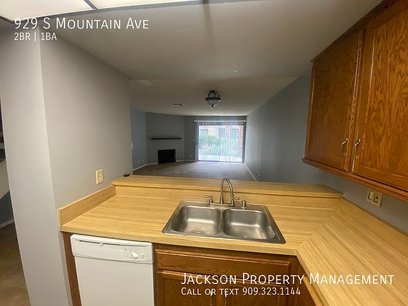 4th image of 929 S Mountain Ave