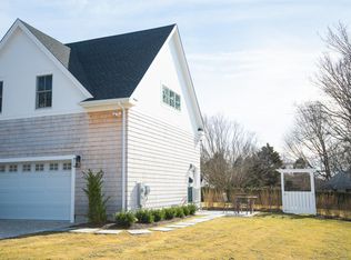 161 Briarwood Ave, Middletown, RI 02842