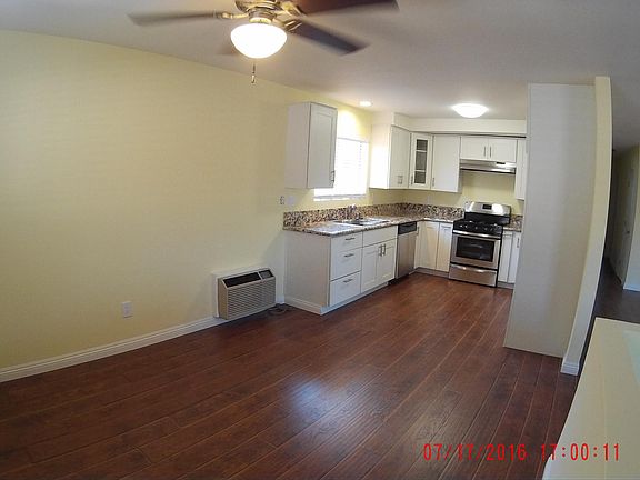 4th image of 416 W Fairway Dr APT D