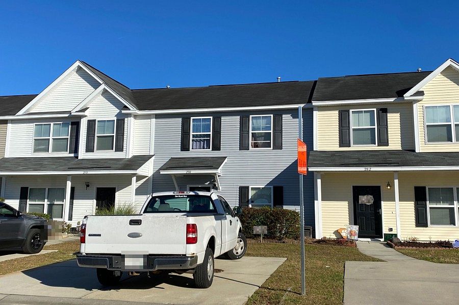 2nd image of 280 Swallow Tail Ln