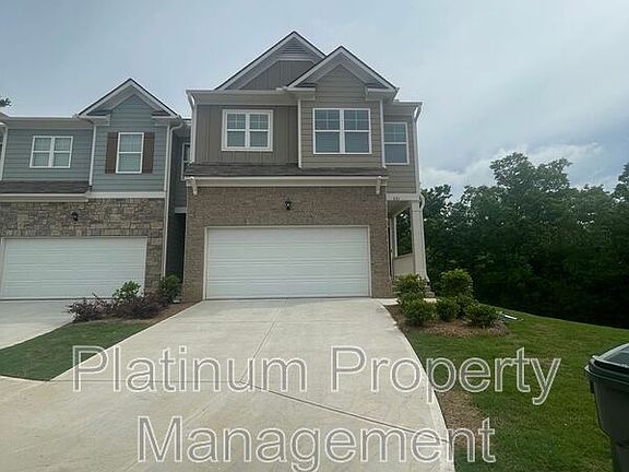 2nd image of 551 Stoneybrook Dr