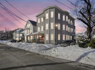 27 Carleton Ave, Haverhill, MA 01835