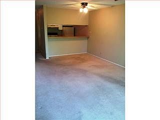 4th image of 1301 Shelter Creek Ln
