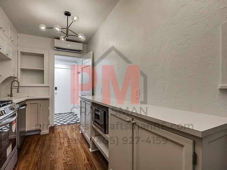 1712 N Pennsylvania Ave — Photo 21