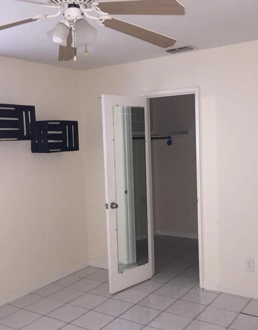3 bed, 1376 sqft, $2,600 — Photo 2
