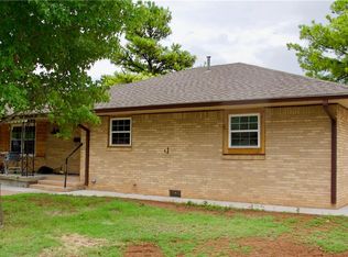 300 N Bradley St, Weatherford, OK 73096