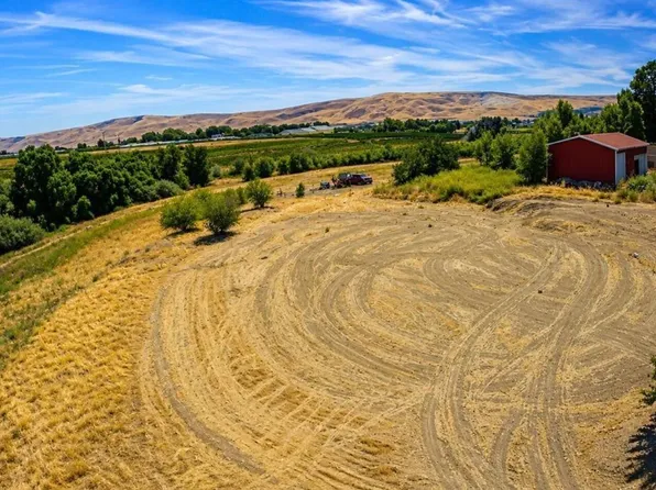 28005 N Crosby Road, Prosser, WA 99350