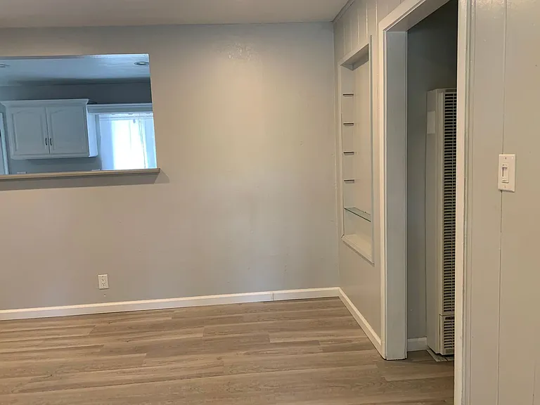 20470 Terry Ln — Photo 11
