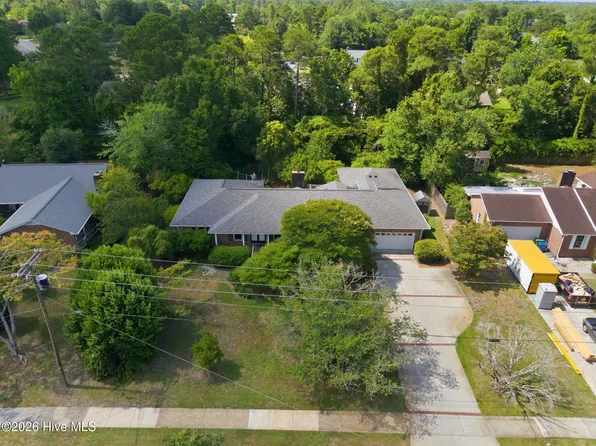 905 Robert E Lee Drive, Wilmington, NC 28412